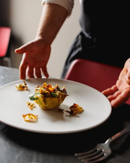 Esperienza Gourmet a Lazise: Cena Degustazione e Wine Pairing in Wine Relais 21